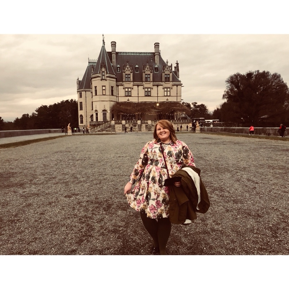 Meet your Posher, Lauren